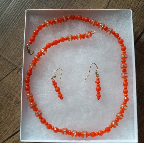 Necklace & Earrings Set, Glass & Plastic Beads. Orange Color. 🤩🍂🍁 - Picture 2 of 4